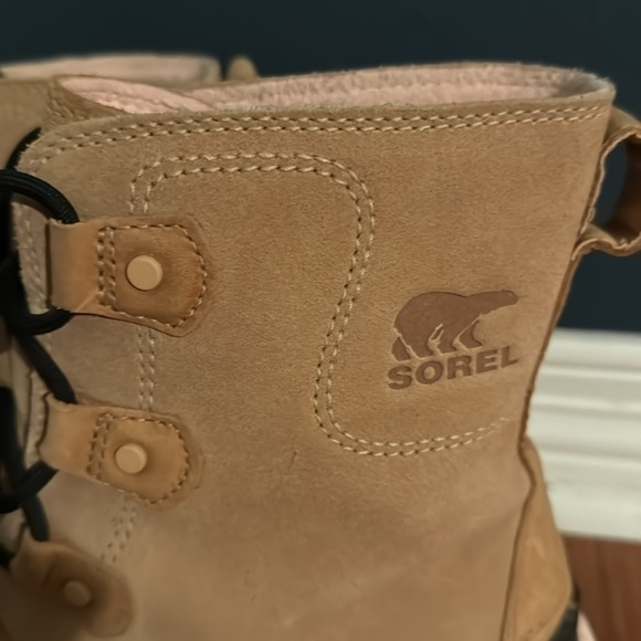 Sorel Explorer II Joan Sport Boot Women's Size 10 Buff Canoe Waterproof NL4458 - Picture 3 of 6